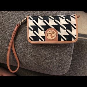 Spartina 449 wristlet